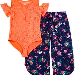 COPY - NWT Self Esteem 3 pc set